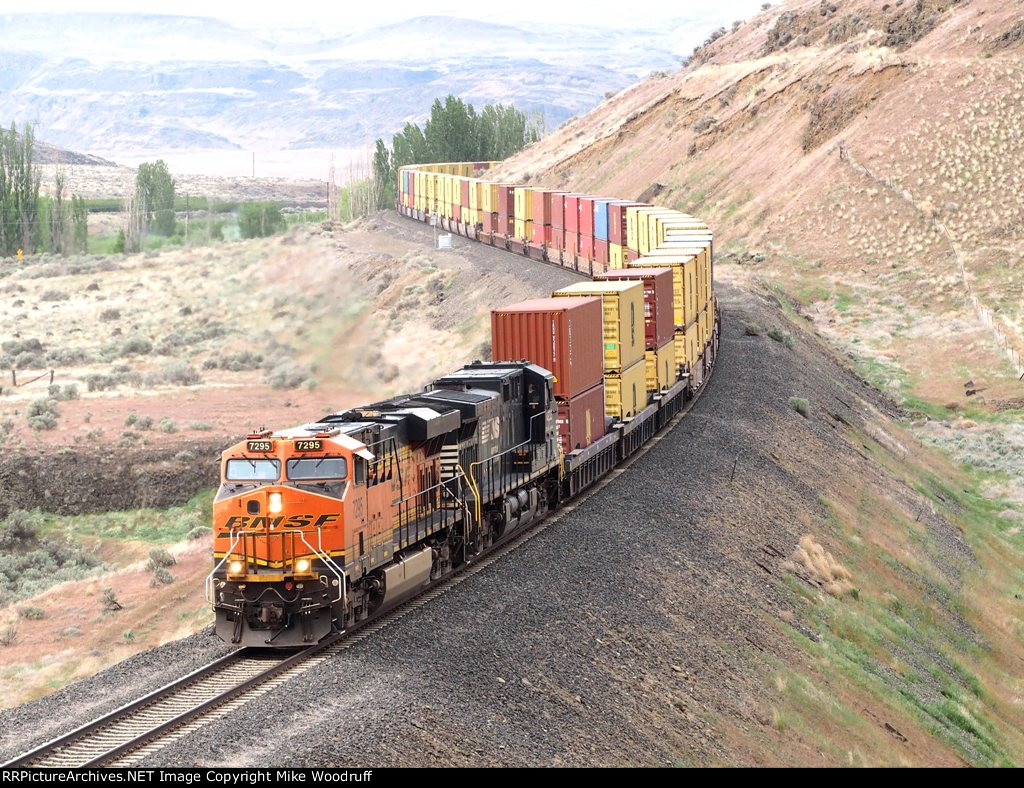 BNSF 7295